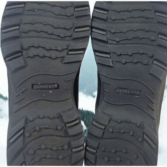 Lands End Women's size 8B. In excellent condition. These are so comfortable. - Picture 2 of 7